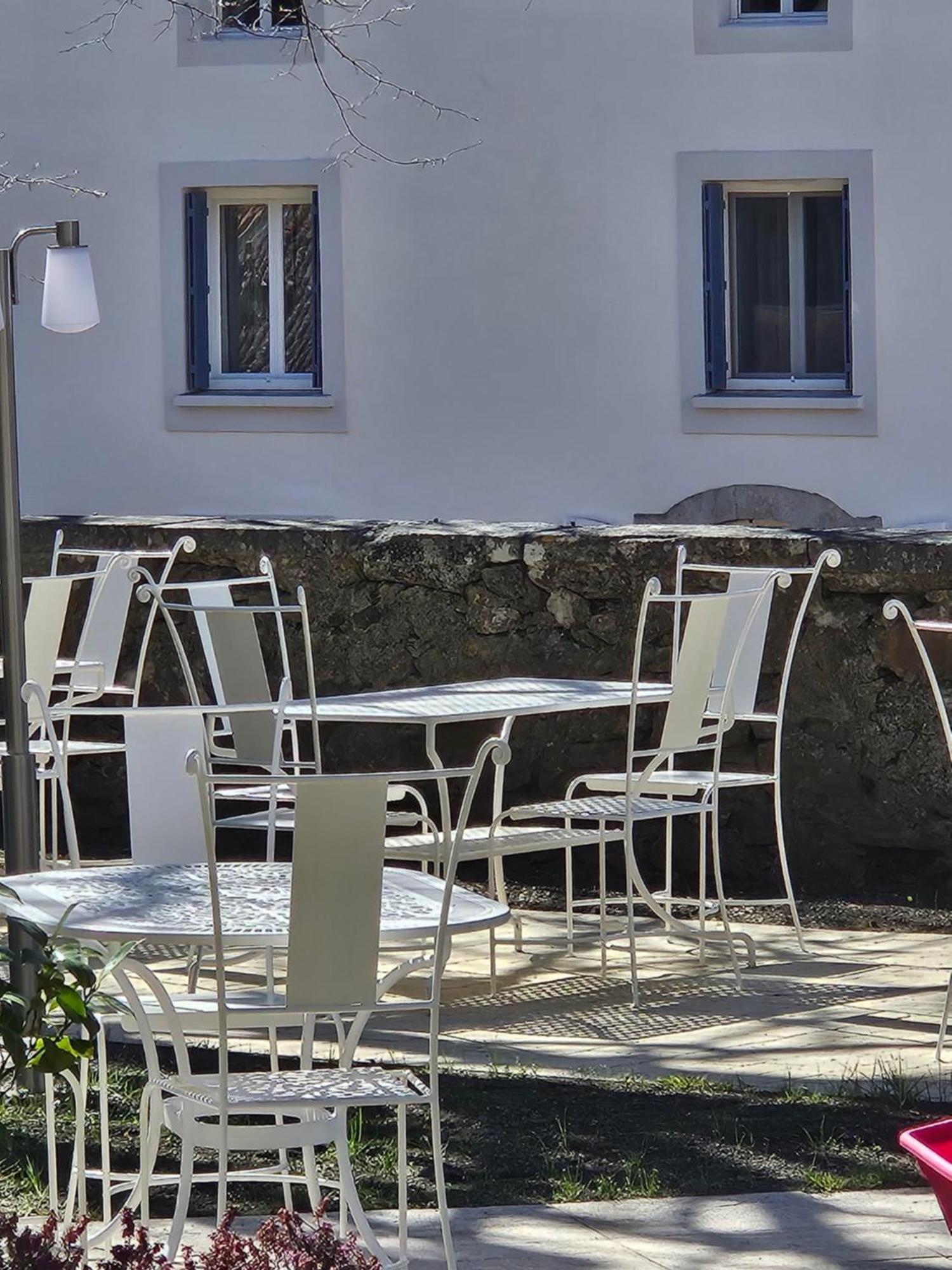 Logis Hostellerie Du Grand Duc Hotel Restaurant Gincla المظهر الخارجي الصورة