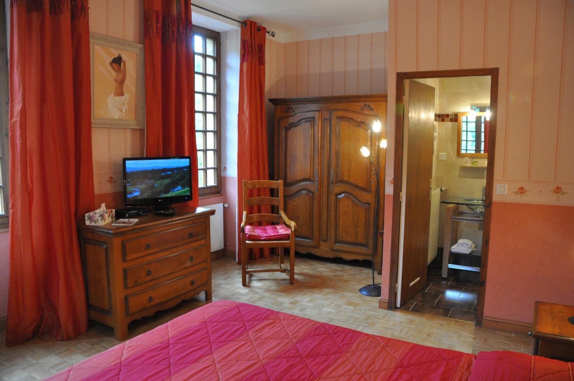 Logis Hostellerie Du Grand Duc Hotel Restaurant Gincla المظهر الخارجي الصورة
