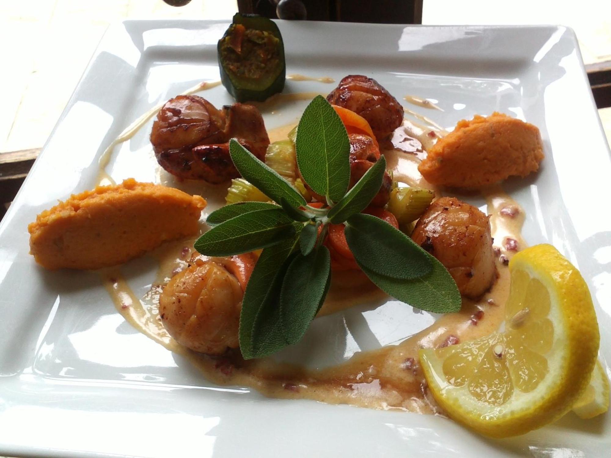 Logis Hostellerie Du Grand Duc Hotel Restaurant Gincla المظهر الخارجي الصورة