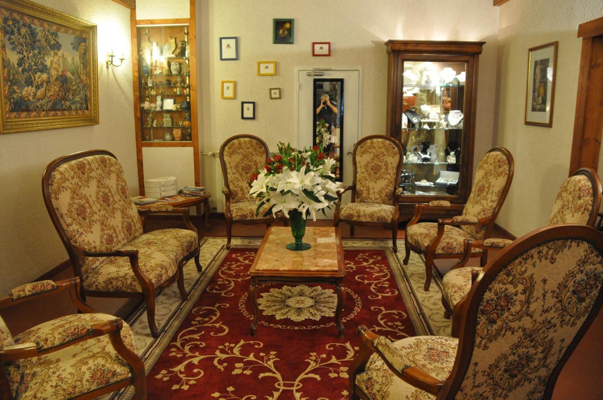 Logis Hostellerie Du Grand Duc Hotel Restaurant Gincla المظهر الخارجي الصورة