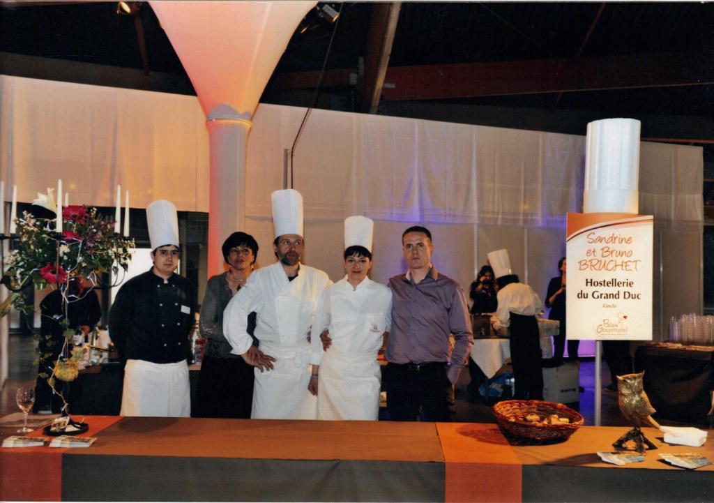 Logis Hostellerie Du Grand Duc Hotel Restaurant Gincla المظهر الخارجي الصورة