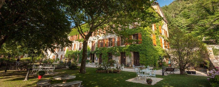 Logis Hostellerie Du Grand Duc Hotel Restaurant Gincla المظهر الخارجي الصورة