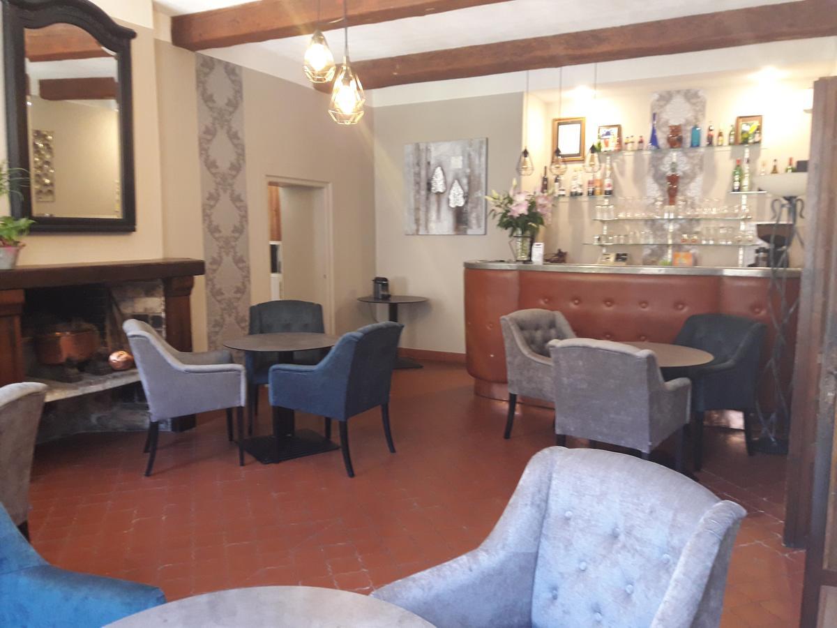 Logis Hostellerie Du Grand Duc Hotel Restaurant Gincla المظهر الخارجي الصورة